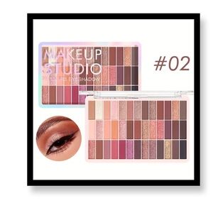 The 39-Color Eyeshadow Palette